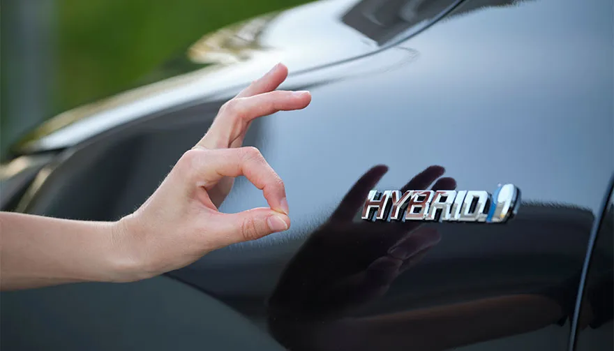 Hybrid cars are outselling EVs
